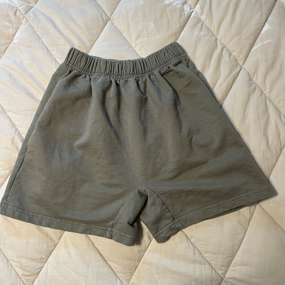 Wol Hide Relaxed Olive Green Shorts